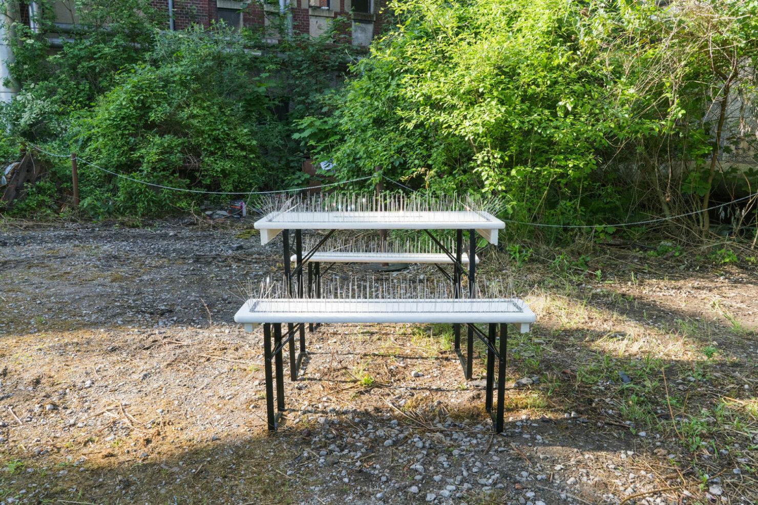 Matthieu Martin, Picnic table, Rubug Festival, art installation, graffiti
